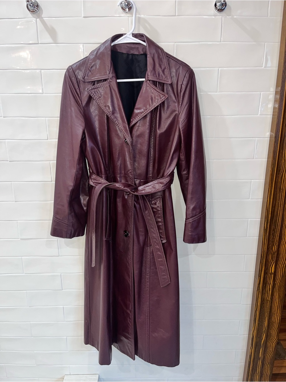 Vintage Burgundy Leather Belted Trench Coat – Deep Maroon Wine Long Jacket